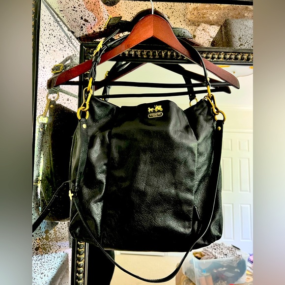 Excellent condition - Coach Madison crossbody - Picture 1 of 6